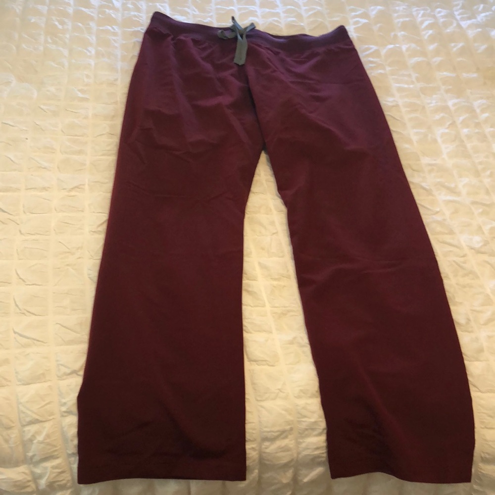 Figs Livingston Basic Scrub Pants